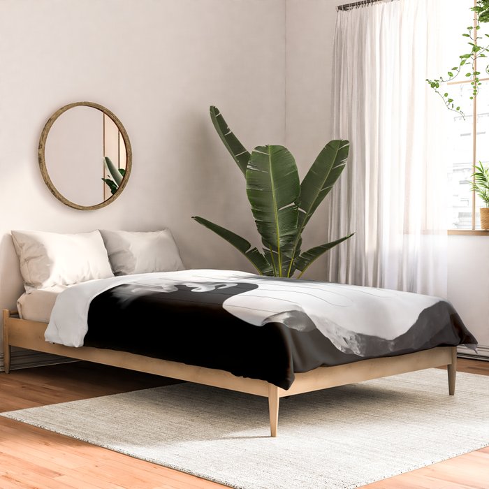 Medusa and the cloud Comforter Gallery Image 2