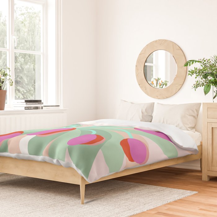 Full Bloom Tulips in a Vase  Duvet Cover Gallery Image 2