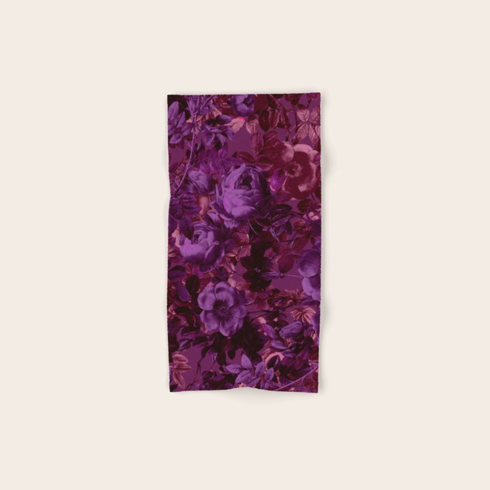 Viva Magenta 18-1750 Pantone's Color of the Year 2023 Bath Towel Gallery Image 1