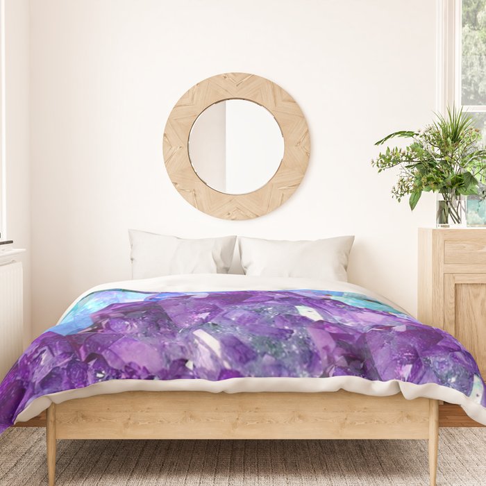 PURPLE AMETHYST CRYSTALS & BLUE-GREEN AQUAMARINE Duvet Cover Gallery Image 3