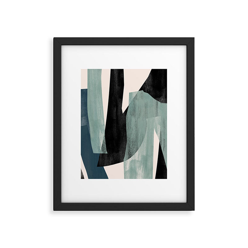 To face the night Framed Art Print Gallery Image 5