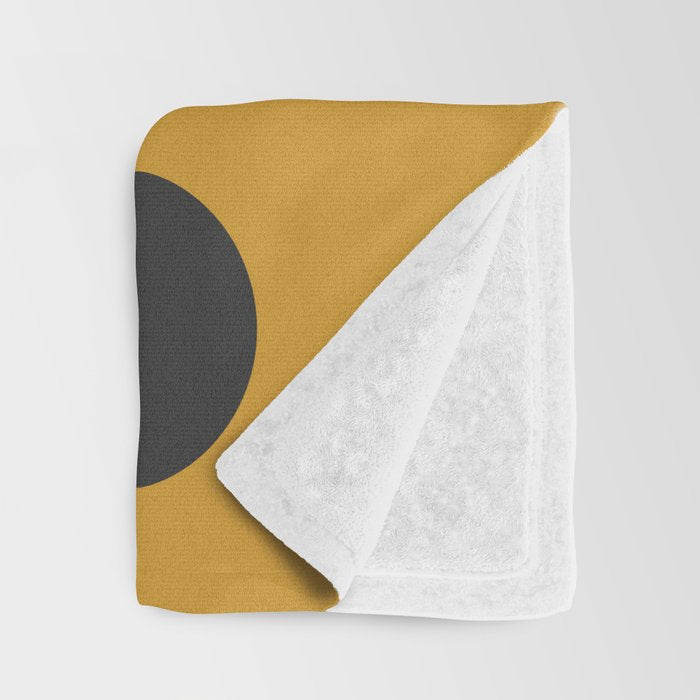 Minimalist #14 Throw Blanket Gallery Image 3