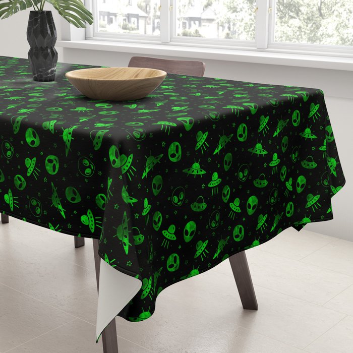 Aliens and UFOs Pattern Tablecloth Gallery Image 3