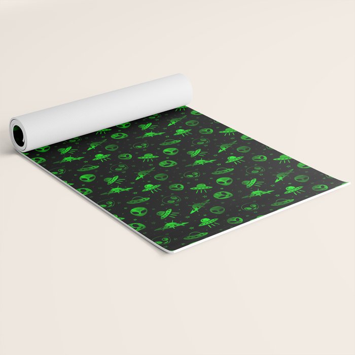 Aliens and UFOs Pattern Yoga Mat Gallery Image 2