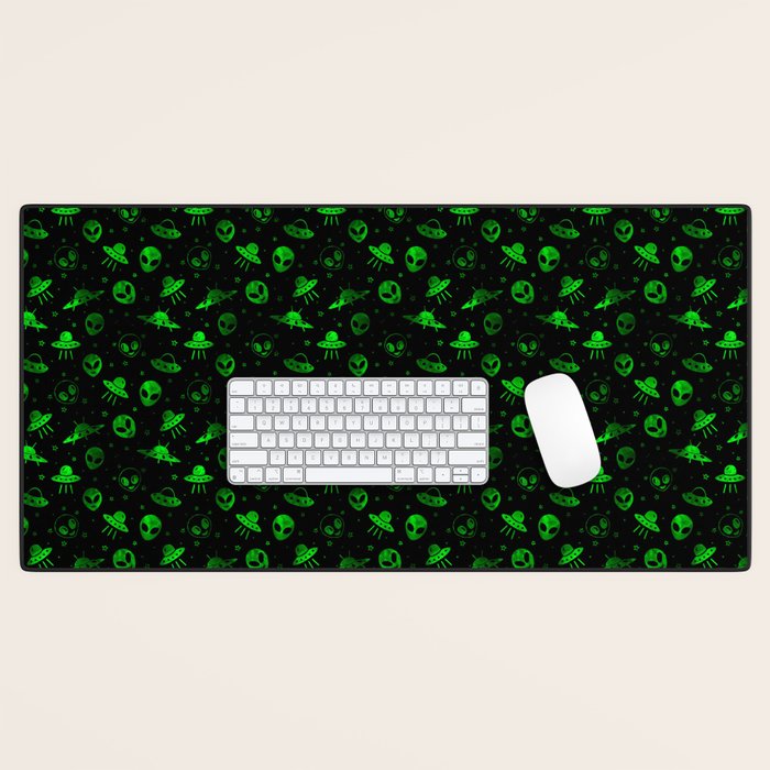 Aliens and UFOs Pattern Desk Mat Gallery Image 1