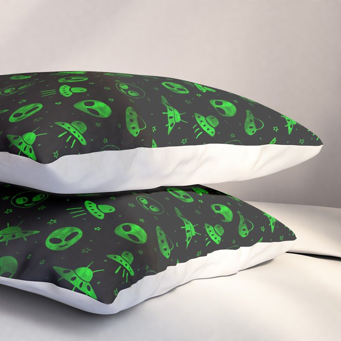Aliens and UFOs Pattern Pillow Sham Gallery Image 3