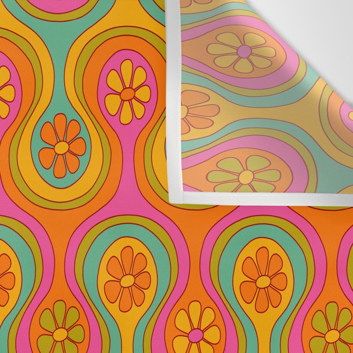 Groovy 60s Midcentury Modern Flower Pattern Wall Tapestry Gallery Image 3