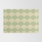 Soft green geometric scallop pattern Rug Gallery Image 2