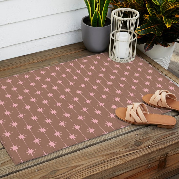 Midcentury Stars and Dots Atomic Pattern in Mocha and Pink Outdoor Rug Gallery Image 2