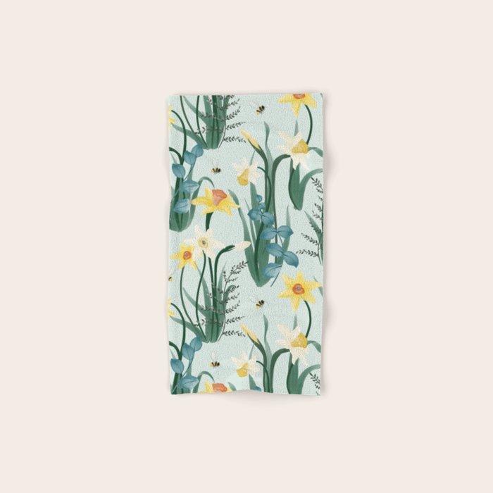 Daffodil Rumors Bath Towel Gallery Image 1