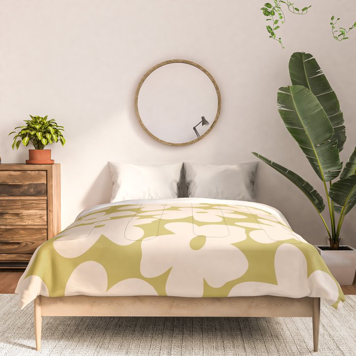 Yellow and Cream - 70's Daisy Comforter Gallery Image 3