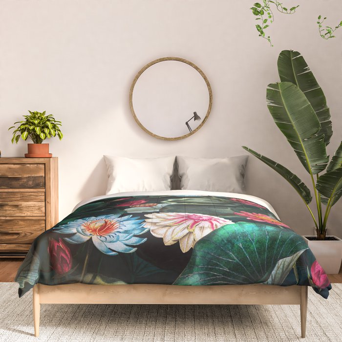 Water Lily - Night Comforter Gallery Image 3