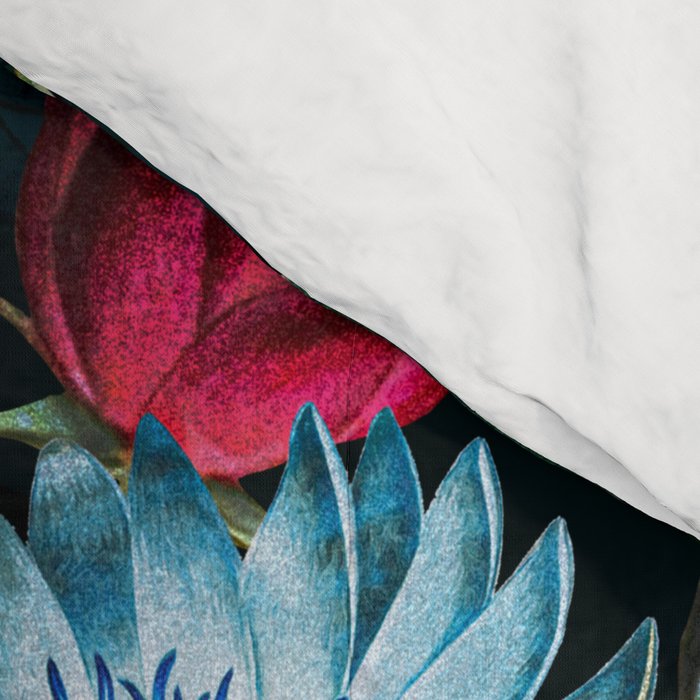 Water Lily - Night Comforter Gallery Image 4