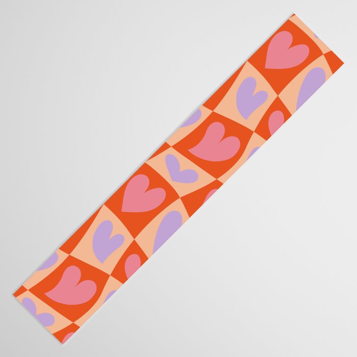 Retro red love heart checkered pattern Table Runner Gallery Image 3