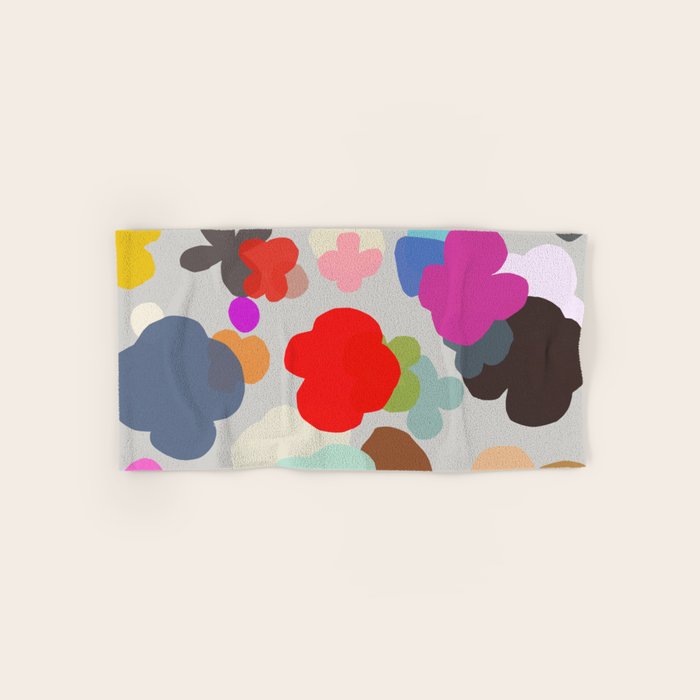 poppy 8 Bath Towel Gallery Image 1