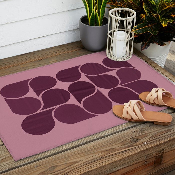 Elegant Burgundy Teardrop Pattern on Mauve Outdoor Rug Gallery Image 2