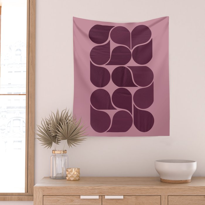 Elegant Burgundy Teardrop Pattern on Mauve Wall Tapestry Gallery Image 2