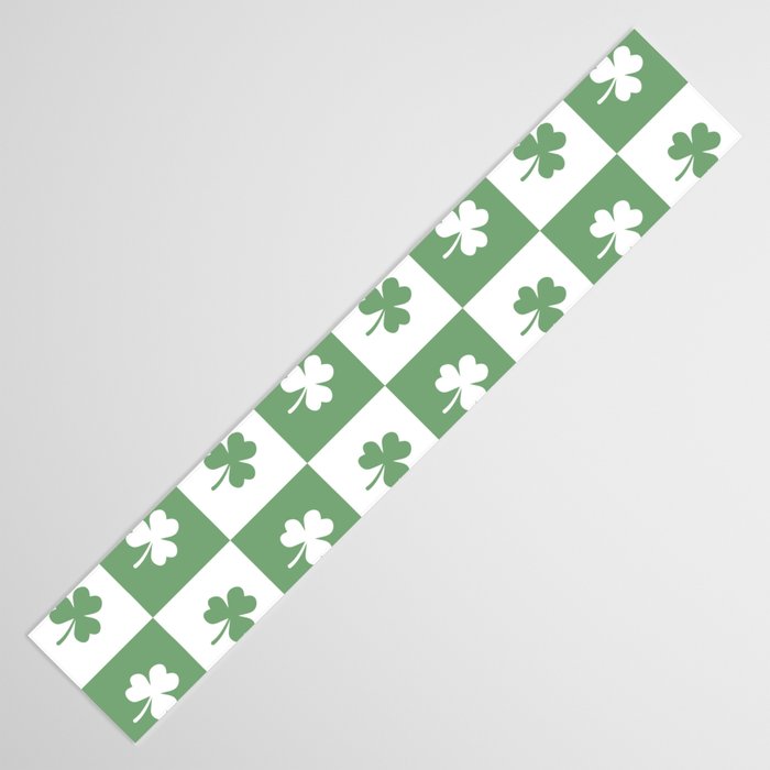 Shamrock Checkered Pattern Table Runner Gallery Image 3