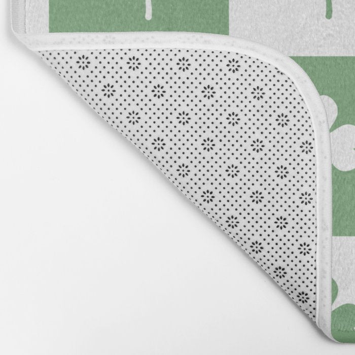 Shamrock Checkered Pattern Bath Mat Gallery Image 2