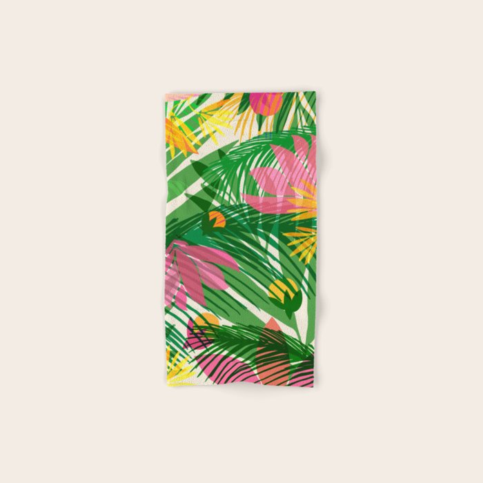 Modern Breezy Hawaiian Print  Bath Towel Gallery Image 1