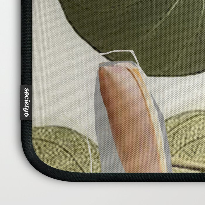 Female Figure 12 Laptop Sleeve Gallery Image 3