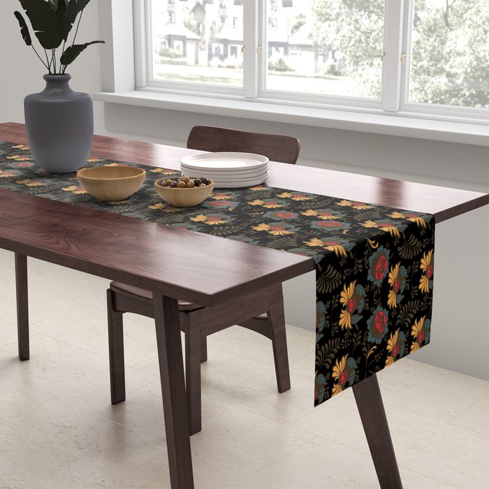Vintage Royal Table Runner Gallery Image 2