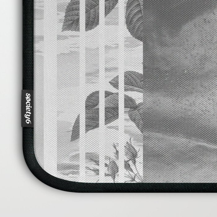 SRNT 01 Laptop Sleeve Gallery Image 3