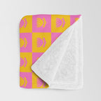 Retro Checkered Tulips Pattern Throw Blanket Gallery Image 3