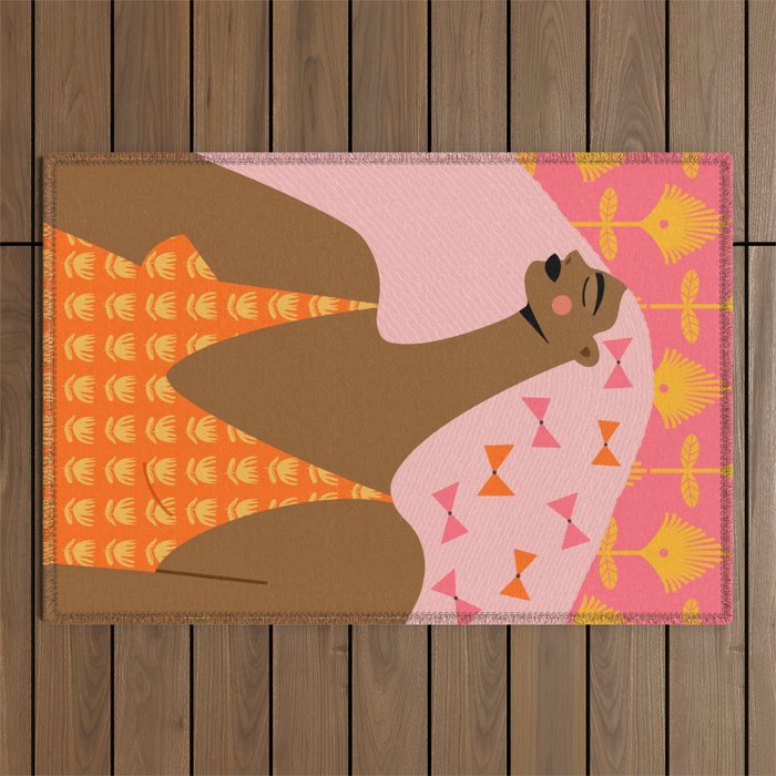 Bow Stacking Queen Outdoor Rug Gallery Image 1