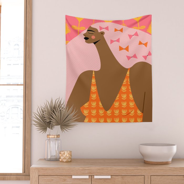 Bow Stacking Queen Wall Tapestry Gallery Image 2