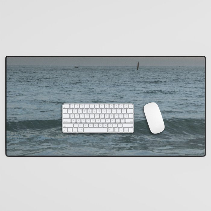 Summer Sunset | Nature and Landscape Photography Desk Mat Gallery Image 1