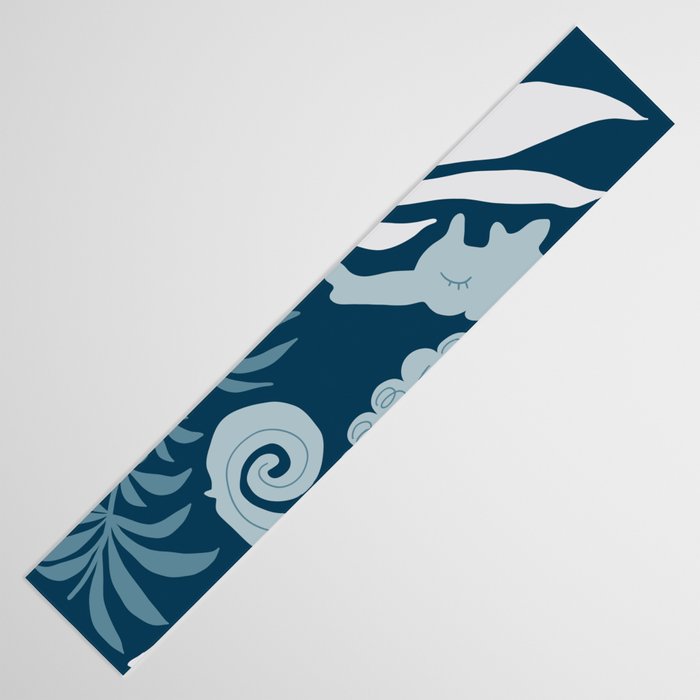 Seahorse Nest - Dark Table Runner Gallery Image 3