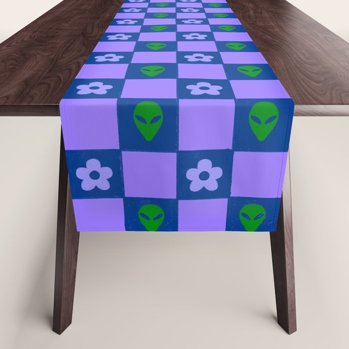 Alien Daisy Checkerboard Table Runner Gallery Image 1