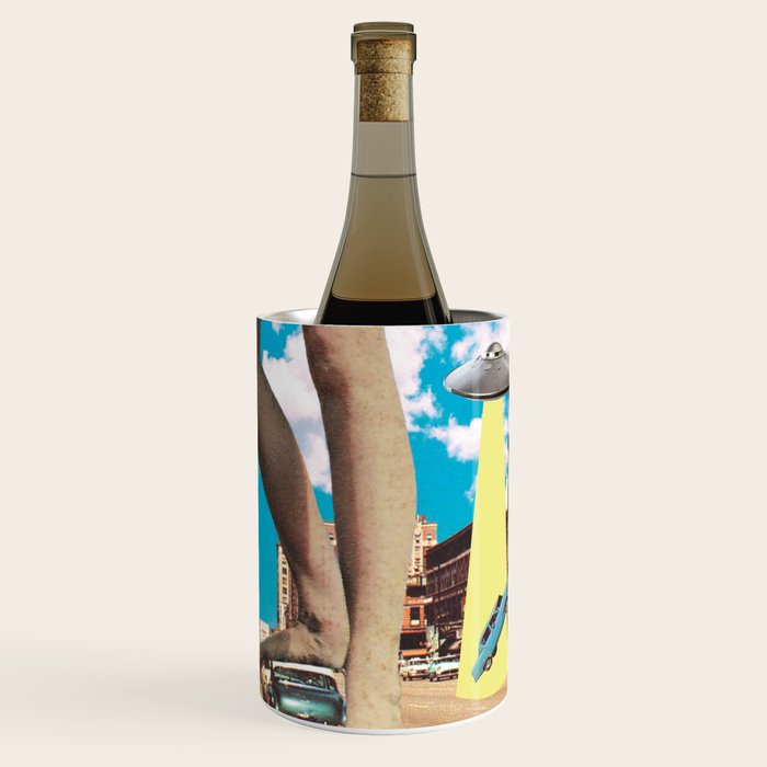 She's arrived (Giant woman & UFO) Wine Chiller Gallery Image 1