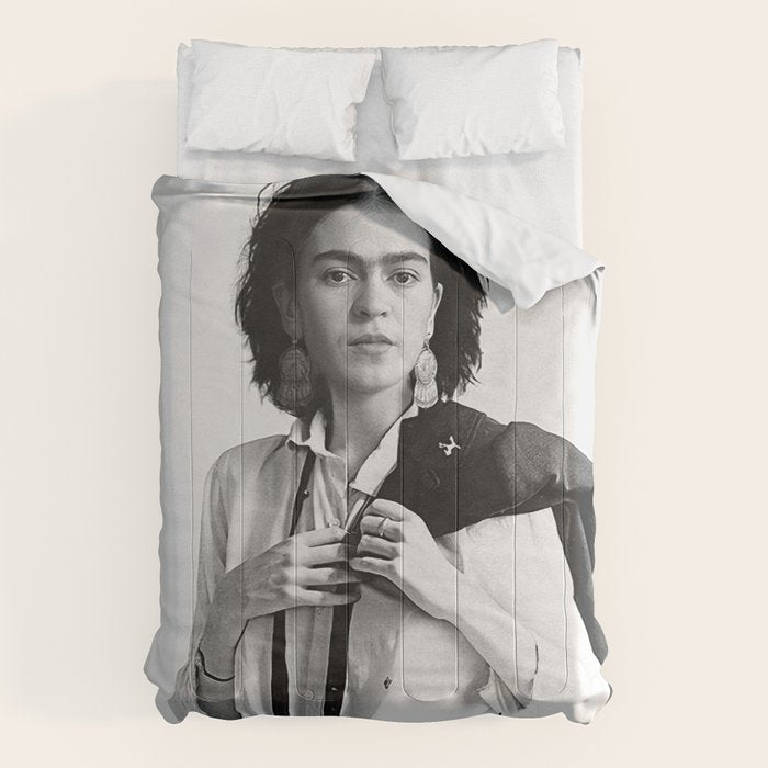 Frida Kahlo Wearing White Shirt Comforter Gallery Image 6
