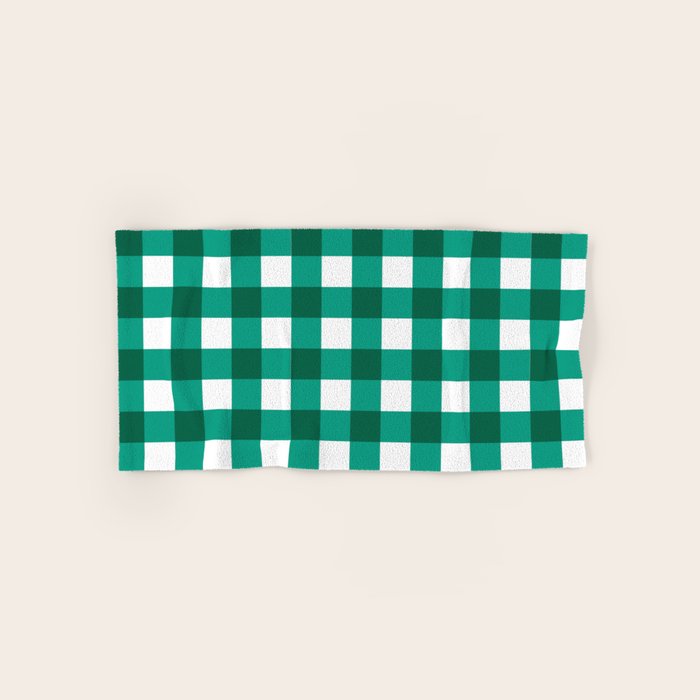 Classic Green Gingham Checkered Pattern Bath Towel Gallery Image 1