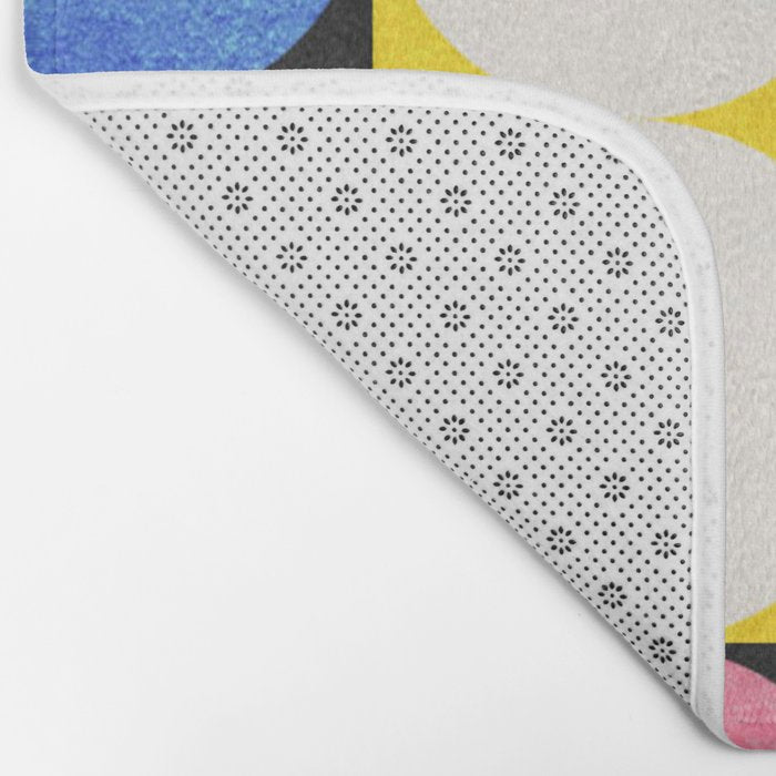 Square and Circle Bath Mat Gallery Image 2