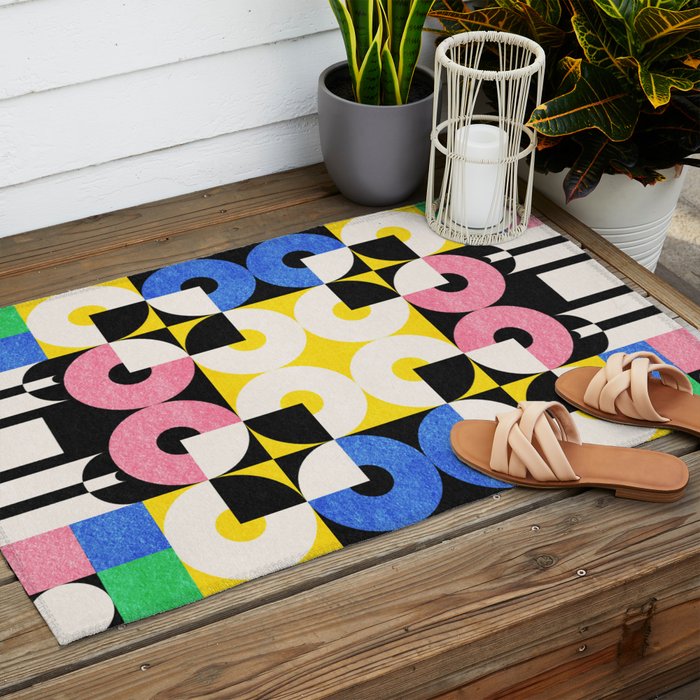 Square and Circle Outdoor Rug Gallery Image 2