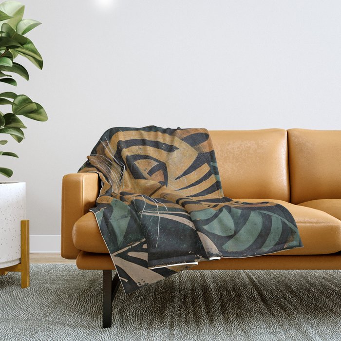 Zireth Tiger Throw Blanket Gallery Image 1