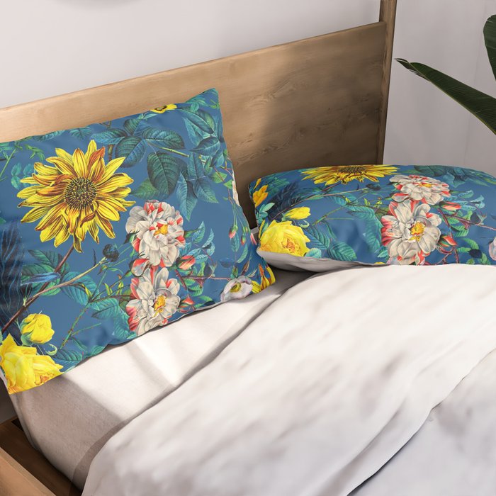 Pantone - Classic blue - 19-4052 Tcx Pillow Sham Gallery Image 2