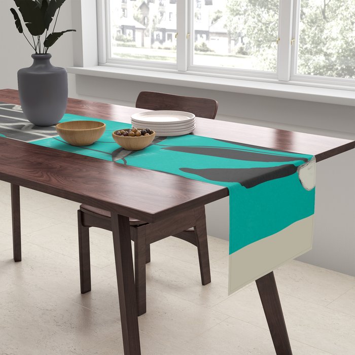 Minimalist Flora 7 Table Runner Gallery Image 2