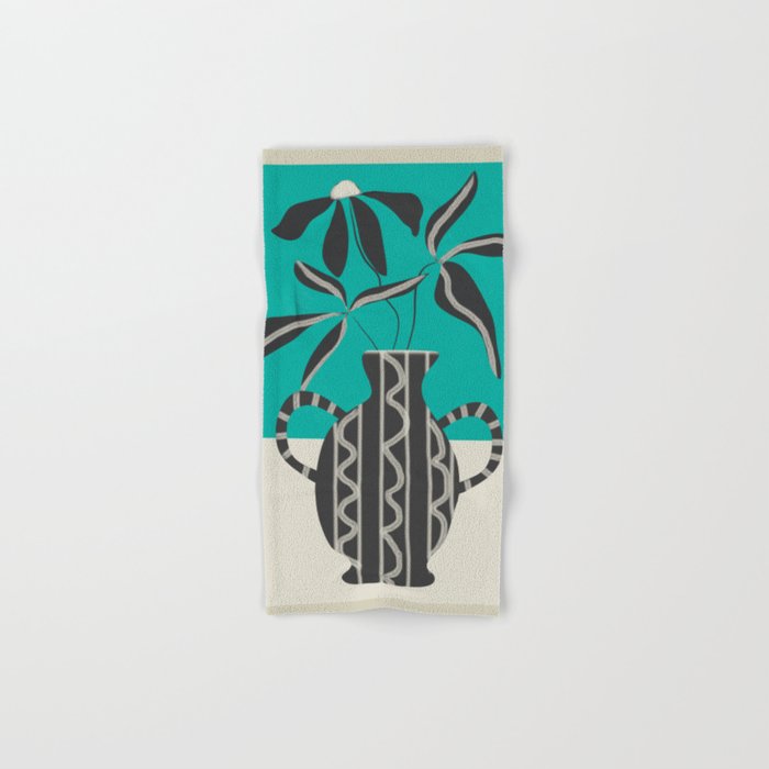 Minimalist Flora 7 Bath Towel Gallery Image 1
