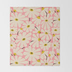 Daisy fresh 2 - pink Throw Blanket Gallery Image 2