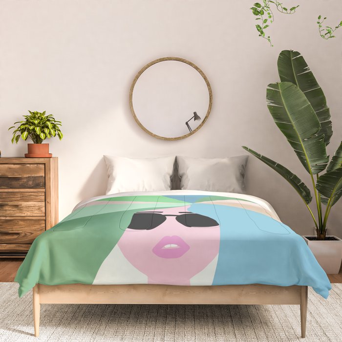 Rise and Shine! Girl Power Rainbow Hair Comforter Gallery Image 3