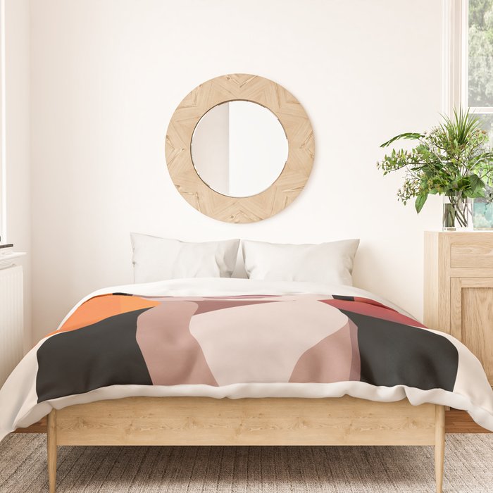 The Face of Fashion 6 Duvet Cover Gallery Image 3