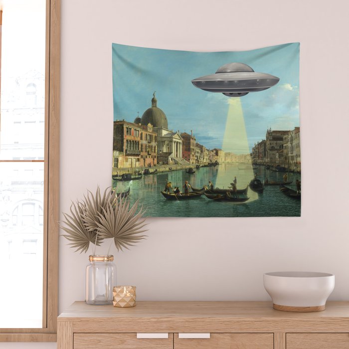Once upon a time in Venice Wall Tapestry Gallery Image 2