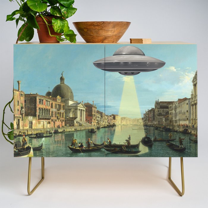 Once upon a time in Venice Credenza Gallery Image 1