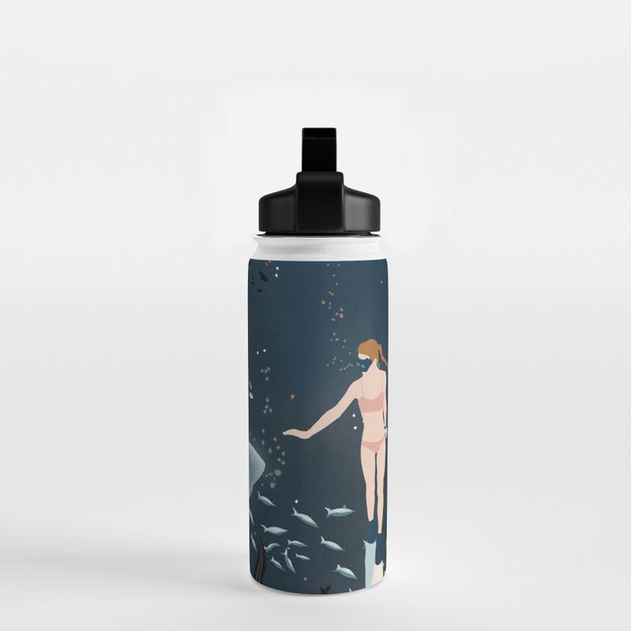 diving with sharks Water Bottle Gallery Image 2