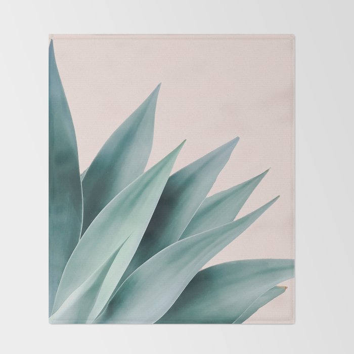 Agave flare II - peach Throw Blanket Gallery Image 2