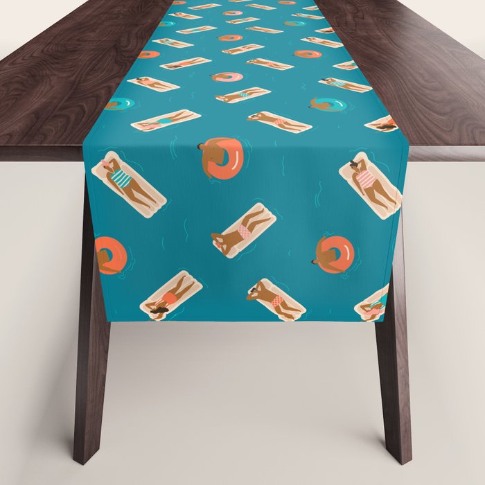 Summertime Table Runner Gallery Image 1